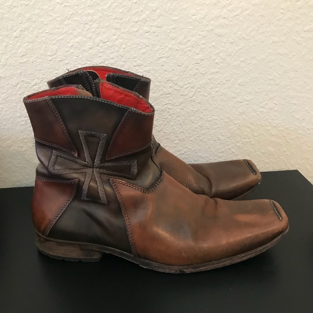 Men’s Mark Nason boots size 9.